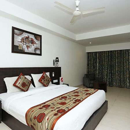 Capital O 3600 Hotel Royal Windsor Kathgodam Exterior photo