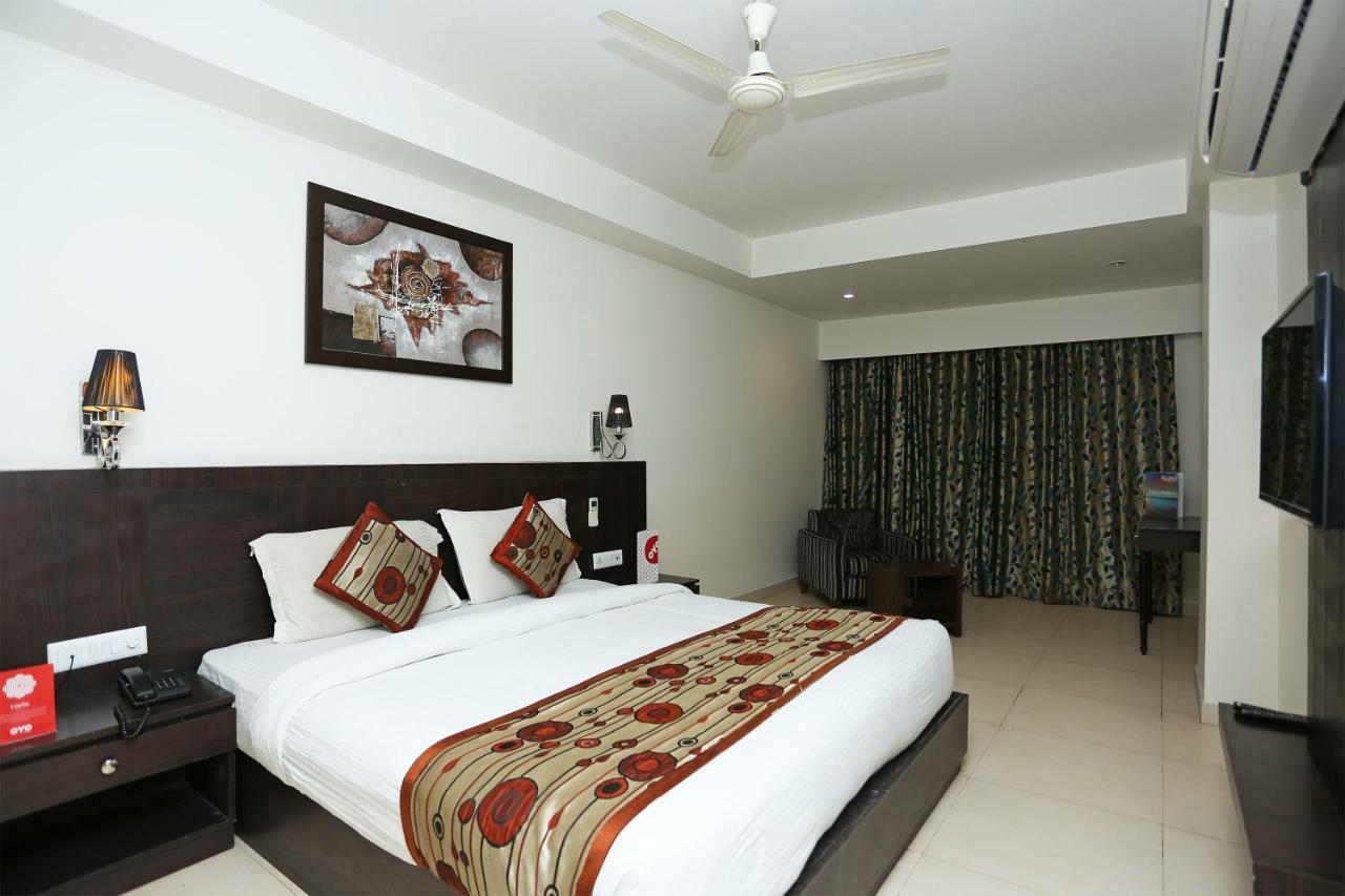 Capital O 3600 Hotel Royal Windsor Kathgodam Exterior photo