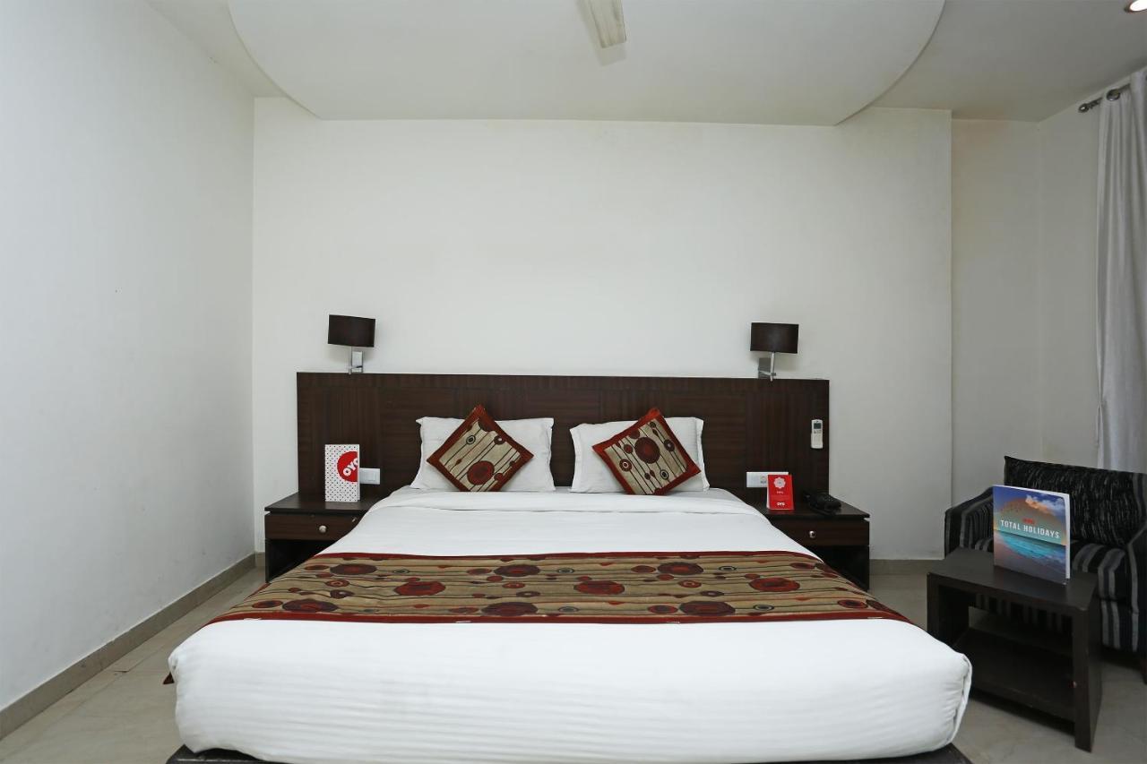 Capital O 3600 Hotel Royal Windsor Kathgodam Exterior photo