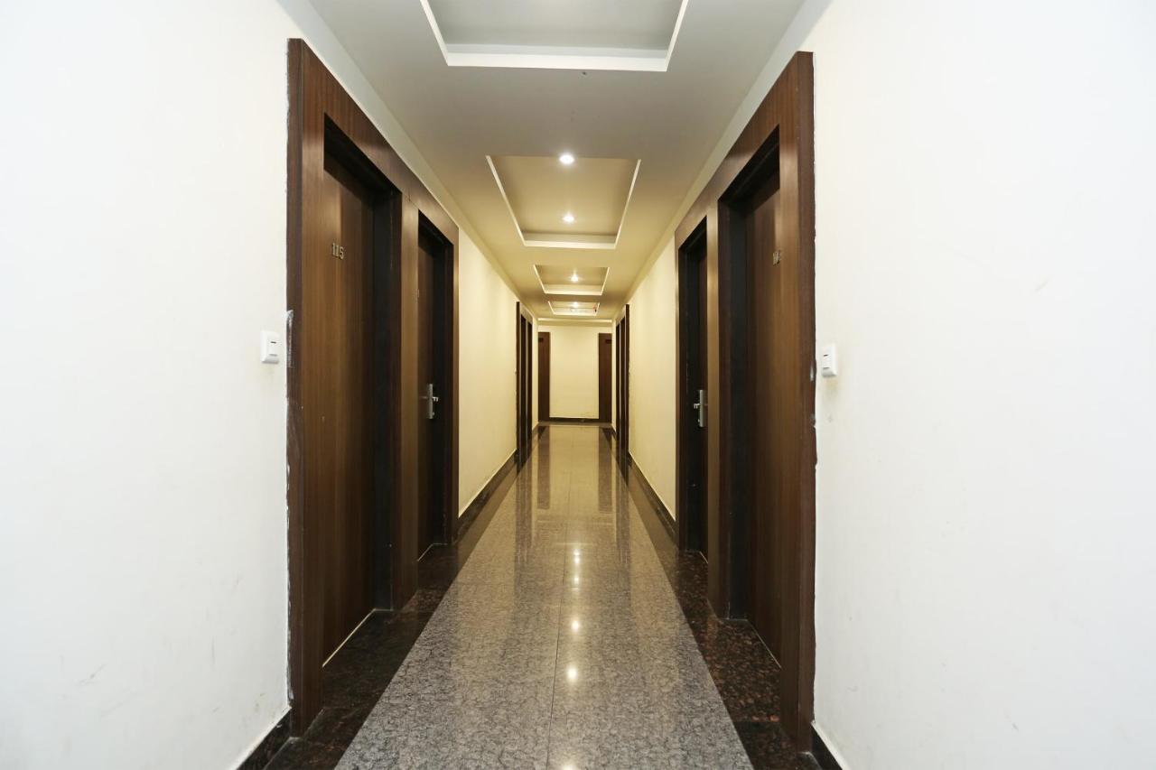Capital O 3600 Hotel Royal Windsor Kathgodam Exterior photo