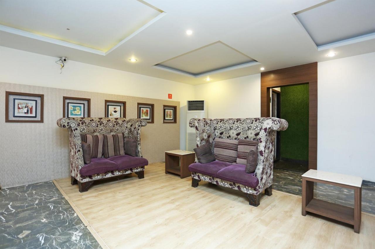 Capital O 3600 Hotel Royal Windsor Kathgodam Exterior photo