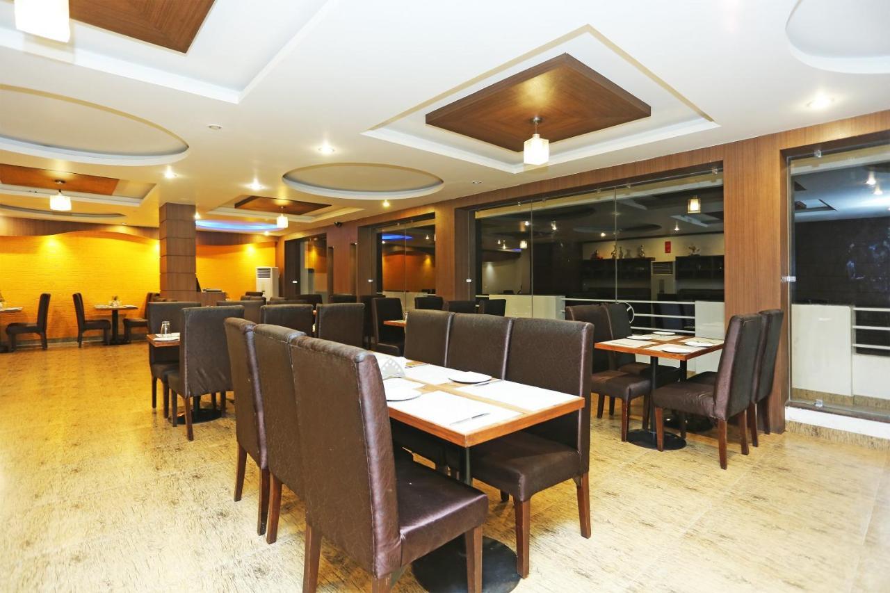 Capital O 3600 Hotel Royal Windsor Kathgodam Exterior photo